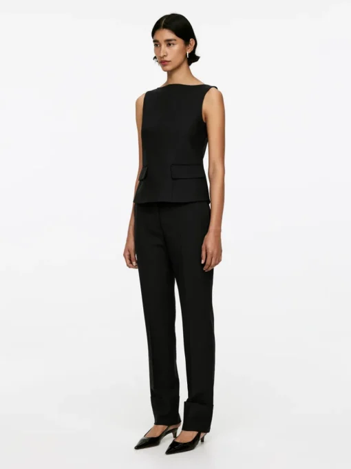 Boat-Neck Vest