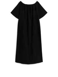 Off-Shoulder Maxi Dress