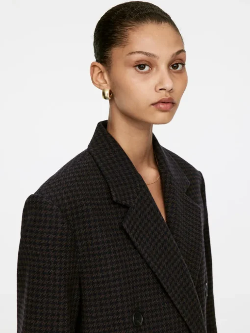 Relaxed Double-Breasted Blazer