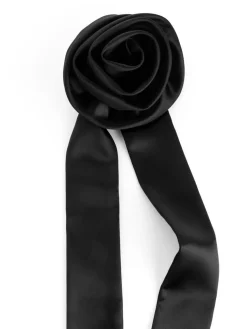 Rose Tie Necklace