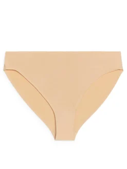 Seamless Briefs