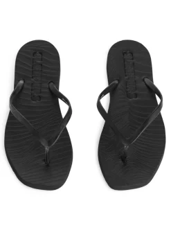 Sleepers Tapered Flip Flops